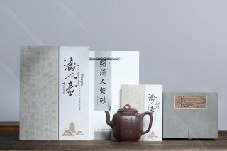泉眼無聲惜細(xì)流，樹蔭照水愛晴柔。